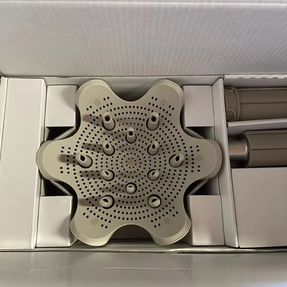 SHARE (-10)Shark Flexstyle Air Styling and Drying System (7 Attachments)
+ (Bag) - Picture 6 of 7